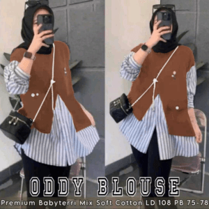 ODDY BLUOSE – BROWN